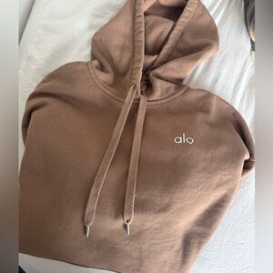 Alo Accolade Sweatshirt Toasted Almond